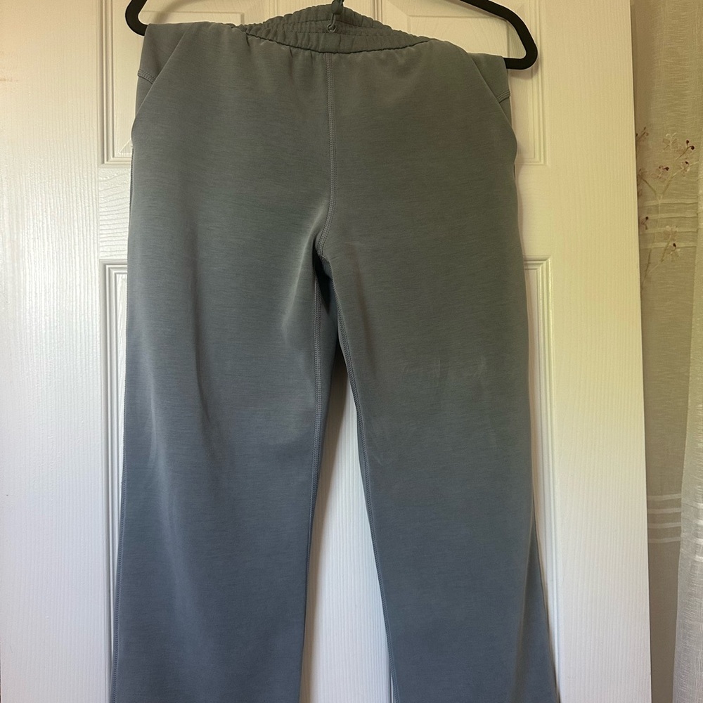 Lululemon pants